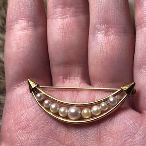 Vintage 12k gold filled crescent moon pearl brooch 🌙
